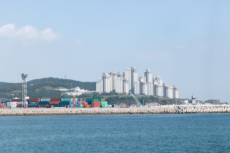 containership

