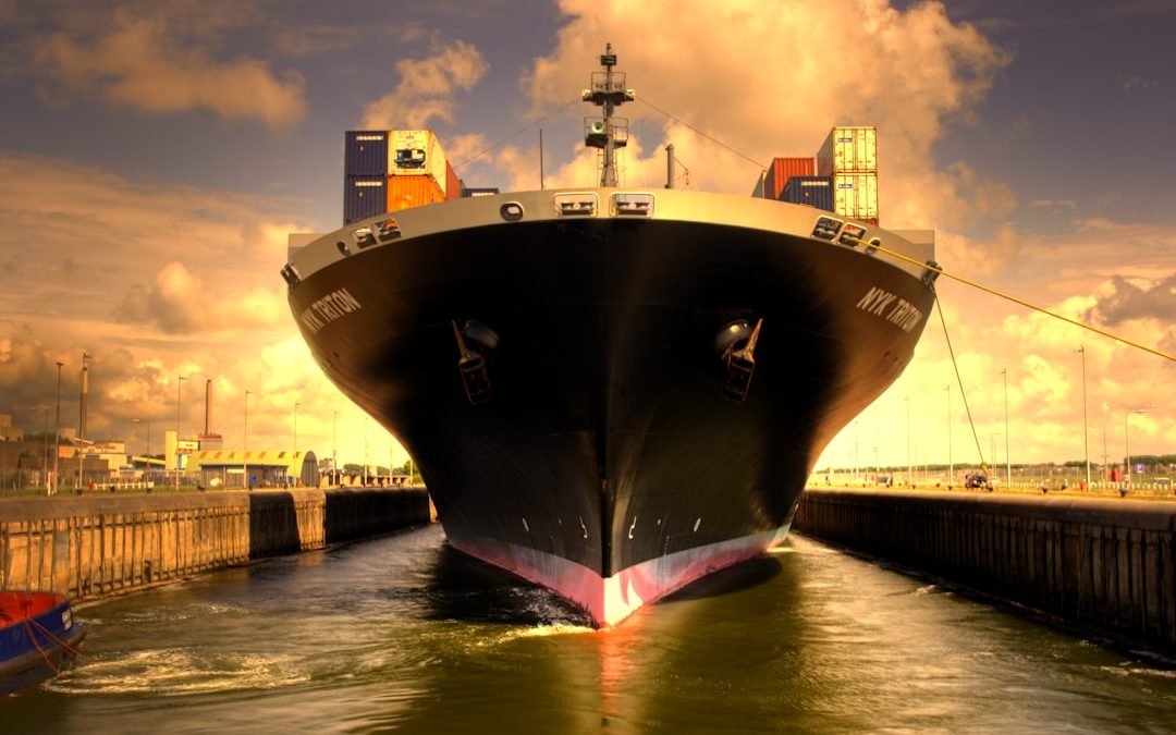 Photo containership