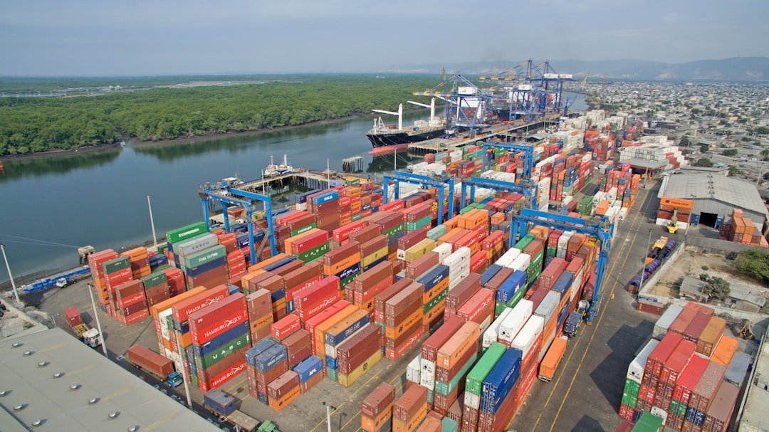 Photo containership